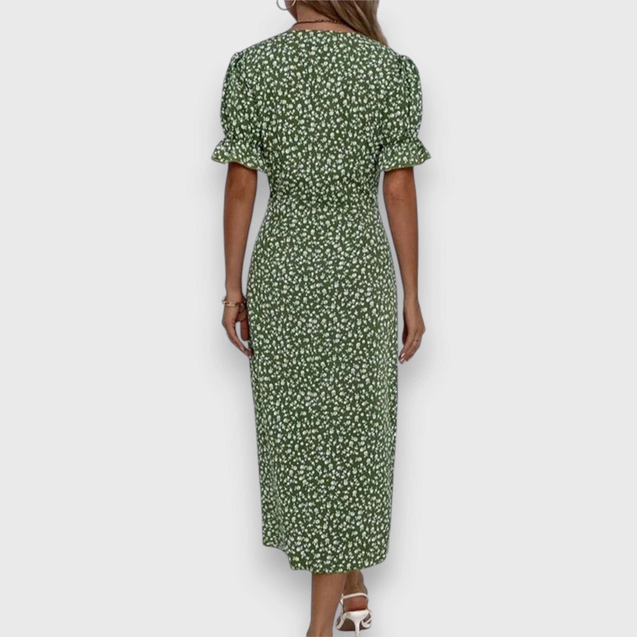 Tessina – Elegancka Kwiatowa Sukienka